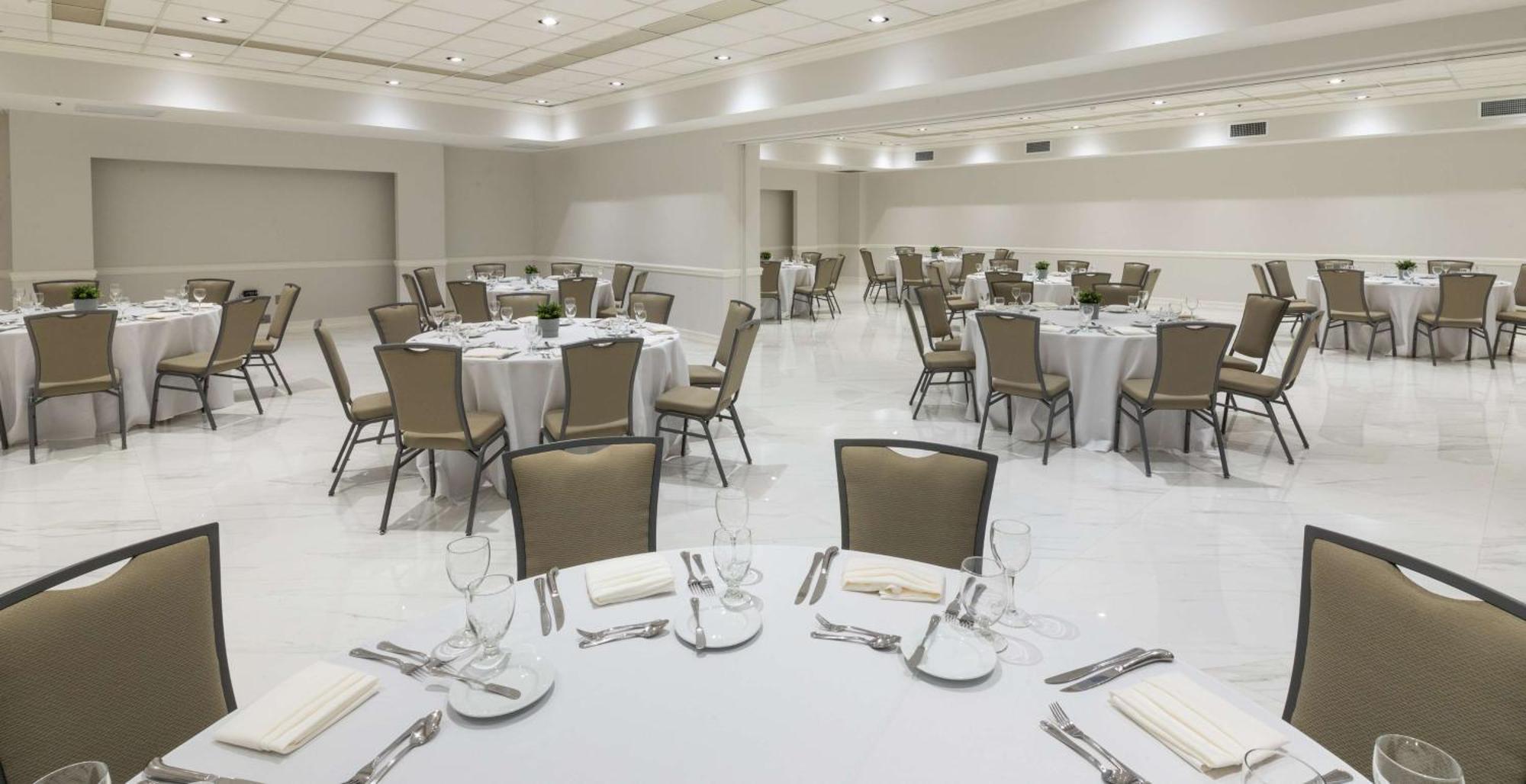Doubletree By Hilton Grand Hotel Biscayne Bay Miami Exterior foto